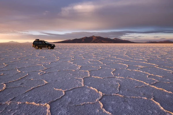 Pisos de Sal Uyuni (Salar de Uyuni), Altiplano, Bolivia — Foto de Stock
