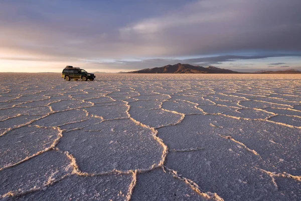 Sůl byty Uyuni (Salar de Uyuni), Altiplano, Bolívie — Stock fotografie