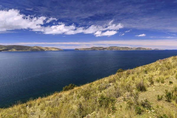 Ostrůvek měsíce (Isla de la Luna), jezero Titicaca, Bolívie — Stock fotografie