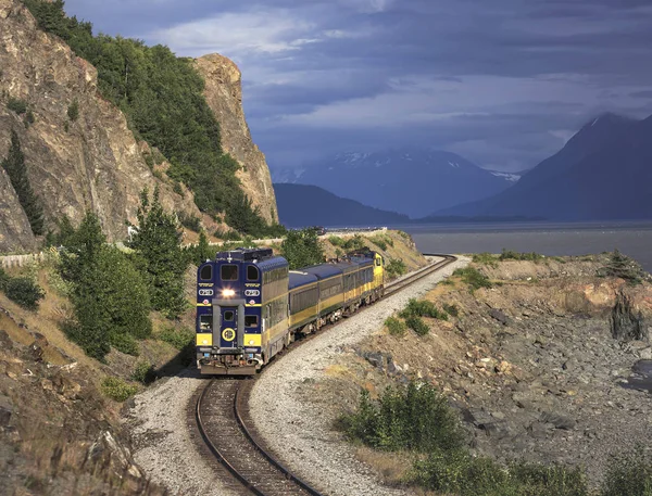 アンカレッジ、アラスカ州、アメリカ合衆国 - 2017 年 6 月 7 日: アラスカ鉄道の旅 — ストック写真