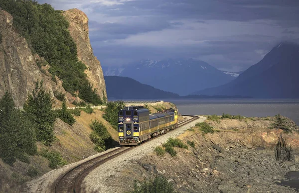 Anchorage, Aljaška, Usa - 07 června 2017: Alaska Railroad cesty — Stock fotografie