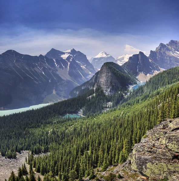 Louis Lake, Banff National Park, Kanada — Stockfoto