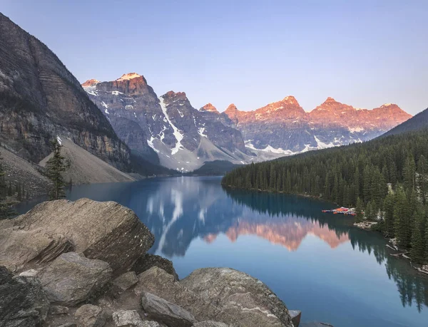 Moraine Lake, Banff National Park, Canadá Imagens De Bancos De Imagens