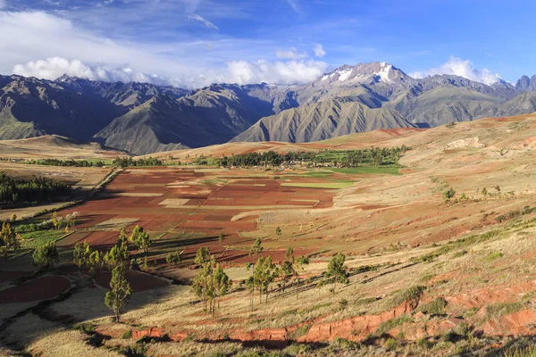 Kilátás nyílik a Szent völgy, Peru — Stock Fotó