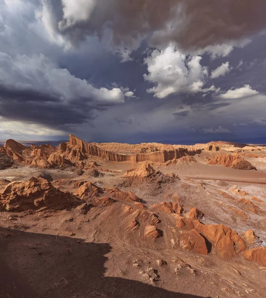 Dolina Księżyca (Valle de la Luna), pustynia Atacama, Chile — Zdjęcie stockowe
