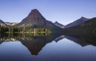 İki Tıp Gölü, Glacien Milli Parkı, Montana, ABD