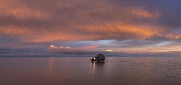 Uyuni Saline (Salar de Uyuni), Aitiplano, Bolivia — Stockfoto