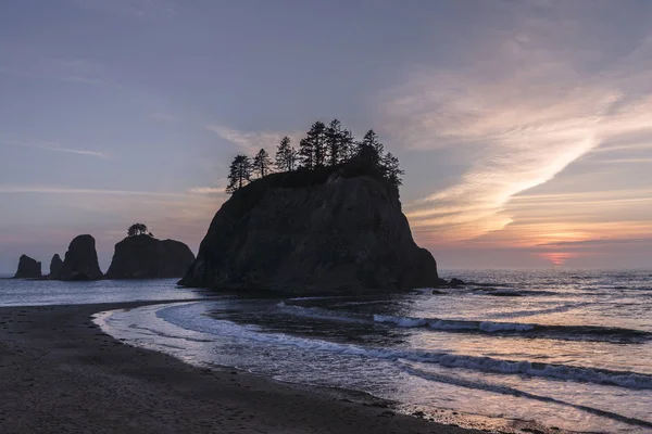 Rialto Beach v Olympijském národním parku, Washington, Usa — Stock fotografie