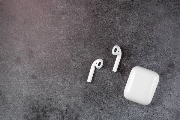 Guy Holds Airpods Case Hand Air Pods Wireless Charging Case — Stock Fotó