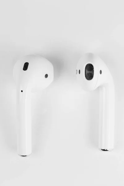 White Wireless Headphones White Background — Stock Photo, Image
