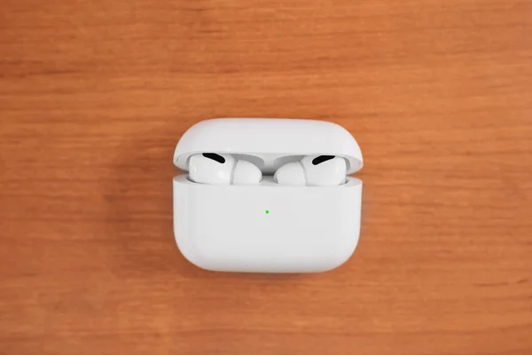 Air Pods Pro Med Wireless Charging Case Nye Airpods Proff – stockfoto