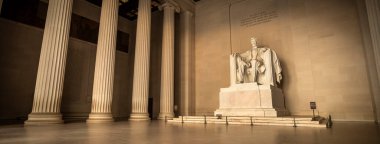 Washington DC 'deki Ulusal AVM' de Abraham Lincoln Anıtı