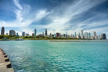 Chicago şehir manzarası Adler Gözlemevi 'nden Illinois, Michigan Gölü' ne bakıyor.