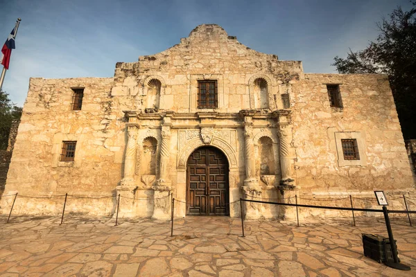 Vista Exterior Del Fuerte Misión Alamo San Antonio Texas —  Fotos de Stock