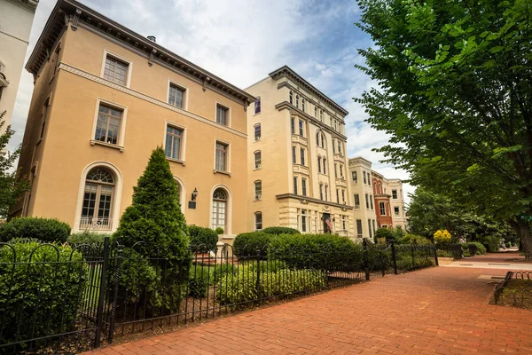 Evler ve Washington DC 'deki Capitol Hill' e bağlı.