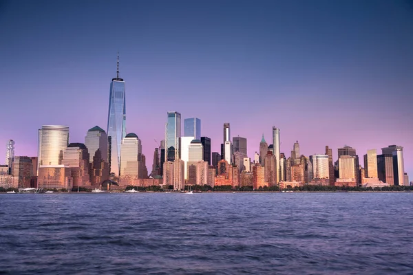 Будинки Хмарочоси Міського Горизонту Манхеттена Над Річкою Гудзон Нью Йорку — стокове фото