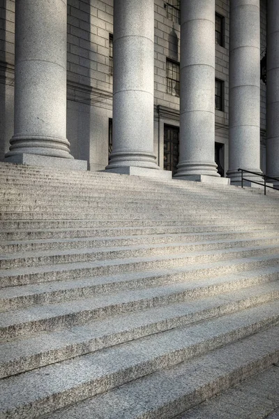Vista Exterior Los Escalones Columnas Que Conducen Tribunal Federal —  Fotos de Stock