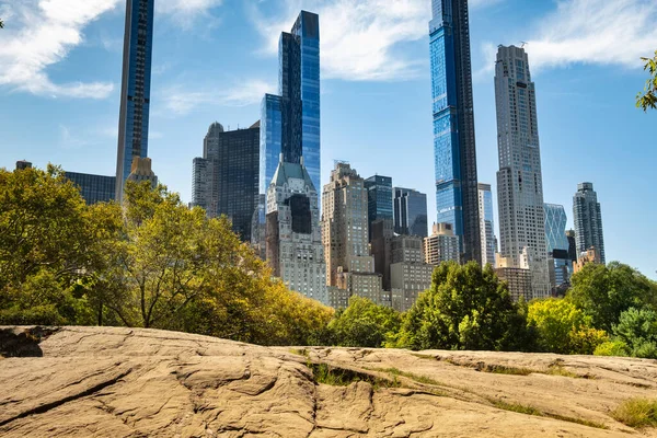 Residências Arranha Céus Apartamentos Condomínios Sobem Sobre Horizonte Manhattan Central — Fotografia de Stock