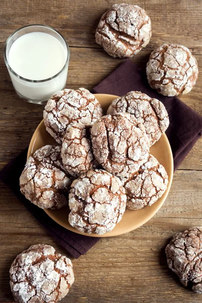Biscoitos de chocolate crinkle — Fotografia de Stock