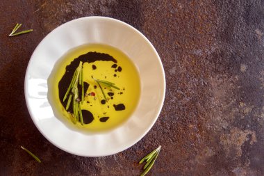 zeytinyağı ile baharat