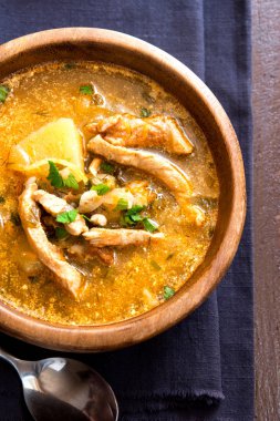 geleneksel et çorbası