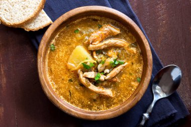 geleneksel et çorbası