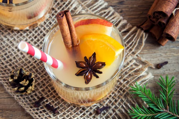 Hot Toddy Drink Apple Orange Rum Punch Christmas Winter Holidays — Stock Photo, Image