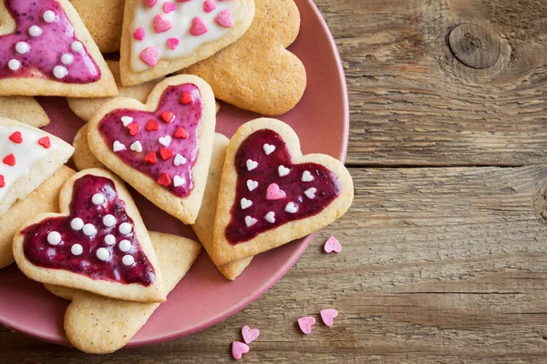 Galletas Esmaltadas Forma Corazón Para Día San Valentín Deliciosa Pastelería —  Fotos de Stock