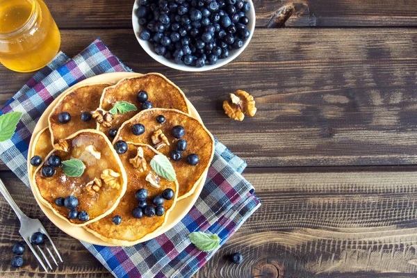 Pancakes Plate Blueberries Walnuts Honey Healthy Breakfast Homemade Healthy Vegetarian — Stock Photo, Image