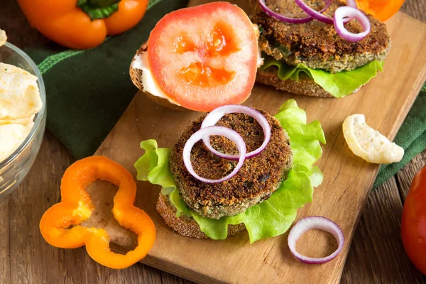 Vegetarian Lentil Burger Vegetables Wooden Cutting Board Healthy Vegan Organic — Stock Photo, Image