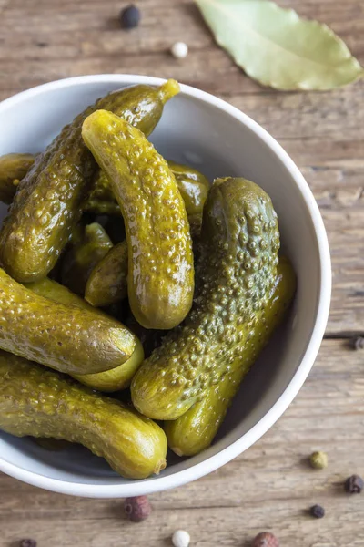 Pickles Bowl Pickled Gherkins Cucumbers Rustic Wooden Background Close — Stock Photo, Image