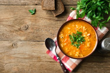 Kırmızı Mercimek Çorbası veya Dal