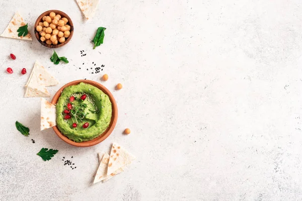 Green Avocado Hummus — Stock Photo, Image