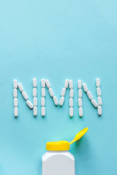 Nikotinamida Mononukleotida Niasin Vitamin Pil Putih Membentuk Bentuk Huruf Nmn — Stok Foto