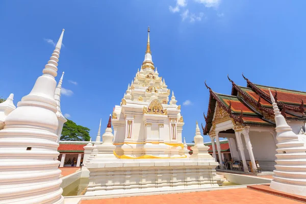 Wat Phra Boromma Daki Buda Kalıntısı Pagoda Stupa Chaiya Worawihan — Stok fotoğraf