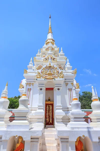 Buda Reliquia Pagoda Stupa Wat Phra Borommathat Chaiya Worawihan Surat — Foto de Stock