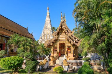WAT Chedi Liam (Ku Kham) veya kare Pagoda içinde Antik şehir Wiang Kum Kam, Chiang Mai, Tayland tapınak