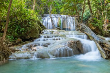 Erawan Şelalesi Kademe 2, Ulusal Park Kanchanaburi, Tayland