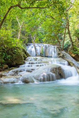 Erawan Şelalesi Kademe 2, Ulusal Park Kanchanaburi, Tayland