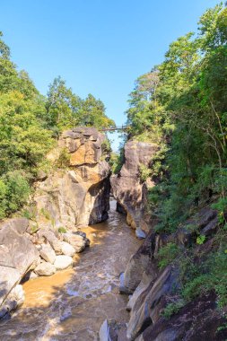 Mae Chaem nehir ve kanyon cliff ile op Luang Milli Park