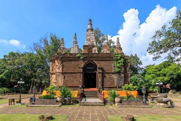 Pagode Antigo Wat Photharam Maha Wihan Chet Yot Chiang Man — Fotografia de Stock