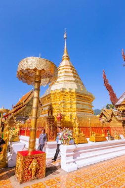 Chiang Mai, Tayland - 22 Şubat 2018: Wat Phra Doi Suthep eyaletin en ünlü tapınağıdır..