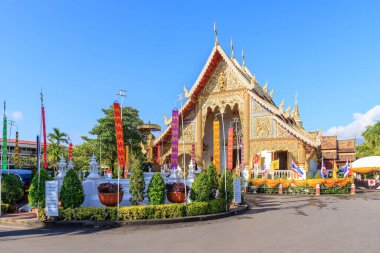 Chiang Mai, Tayland - 15 Kasım 2018: Wat Phra Singh Woramahawihan 'daki Tarikat Salonu veya ana Şapeli