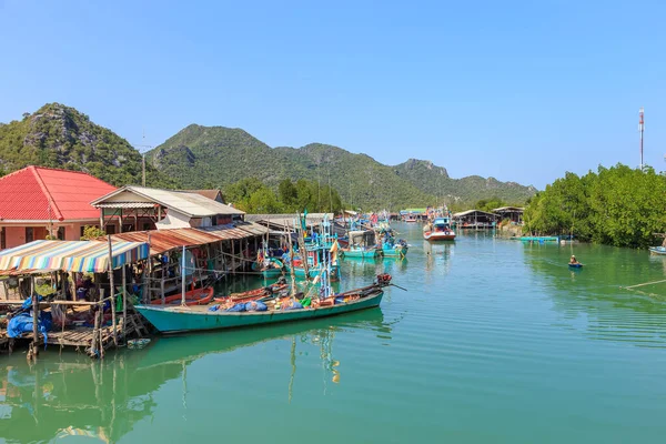 Prachuap Khiri Khan Thailand December 2015 Traditionell Fiskeby Pran Buri — Stockfoto