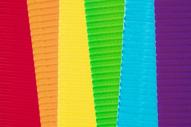 Gökkuşağı arkaplan renkli çizgiler gökkuşağı renginde sıralanmış. Gay konsepti. Lgbt.