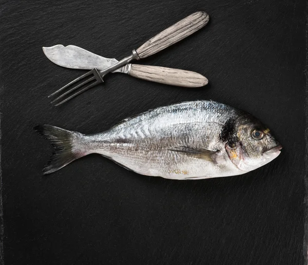 Peixe dorado fresco, acima da vista . — Fotografia de Stock