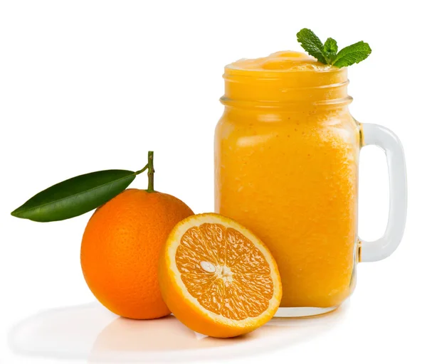 橙黄的水果冰沙. — 图库照片