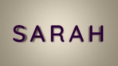 Adım Sarah. Hafif arka plandaki kadın ismi kelebeklerin içinde kayboluyor. En düşük grafikler. 4k