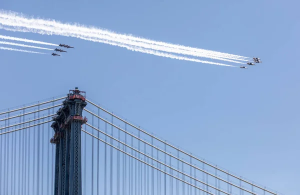 Brooklyn New York Usa 2020 Amerikai Haditengerészet Kék Angyalai Thunderbirds — Stock Fotó