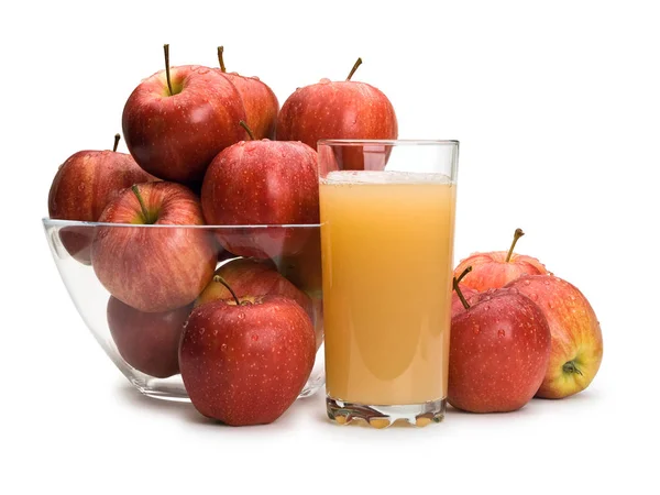 Manzanas maduras y jugo con pulpa — Foto de Stock